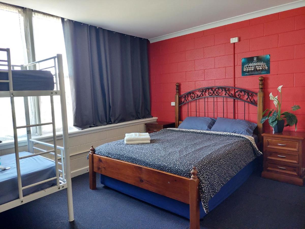 Hostel Port Adelaide Backpackers Exterior foto